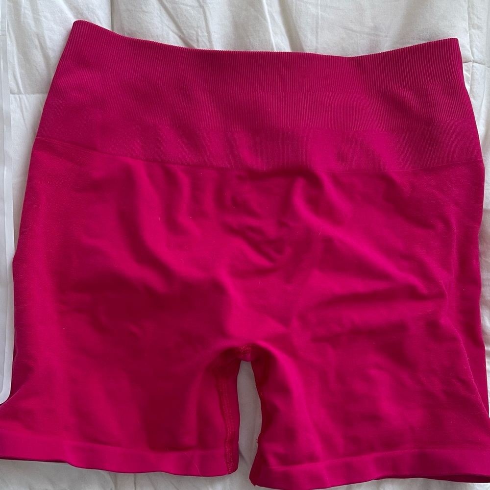 ALPHALETE PINK AMPLIFY SHORTS‼️‼️‼️‼️‼️‼️